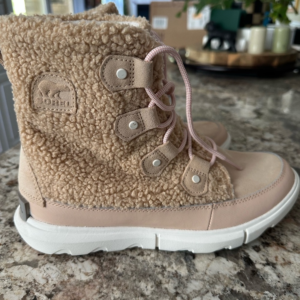 Sorel Tan and White Winter Boots with Plush Texture